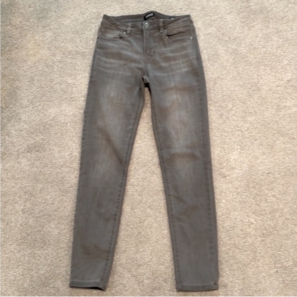 Buffalo mid rise super soft grey skinny jean